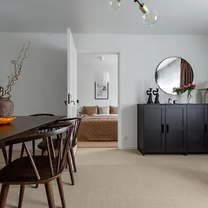  Apartment Affordable In Creative Sofo - Construction Work Schweden